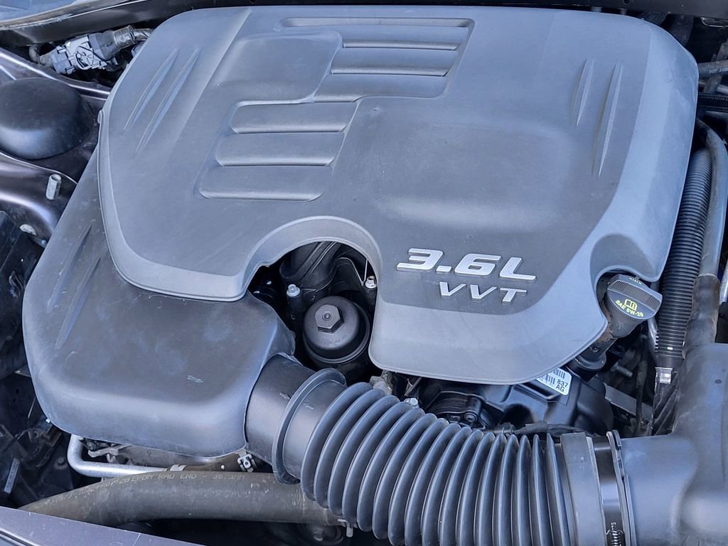 Used 2013 Dodge Charger SE w/ Connectivity Group image 28