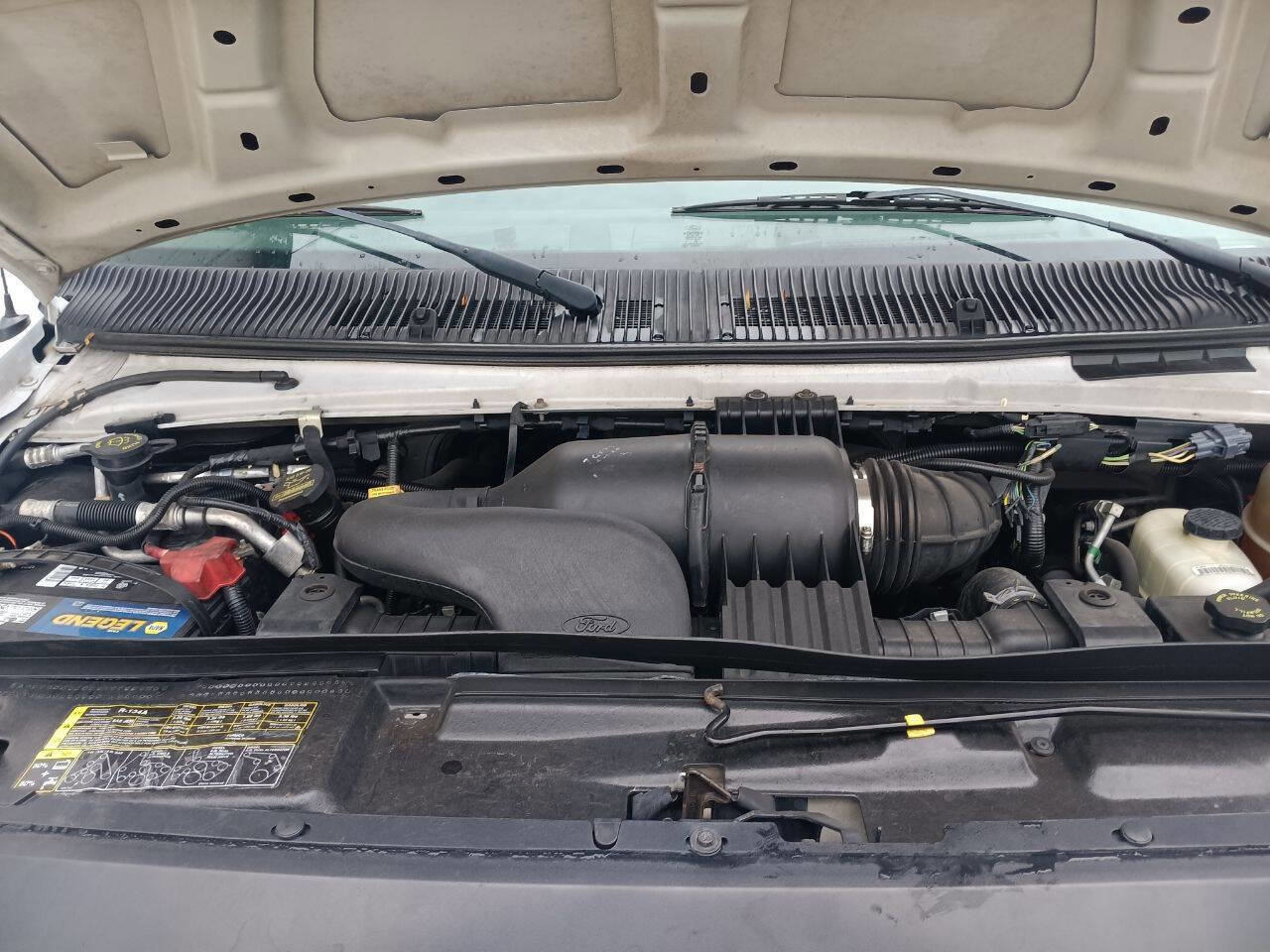 Used 2010 Ford E-450 and Econoline 450 Super Duty image 6