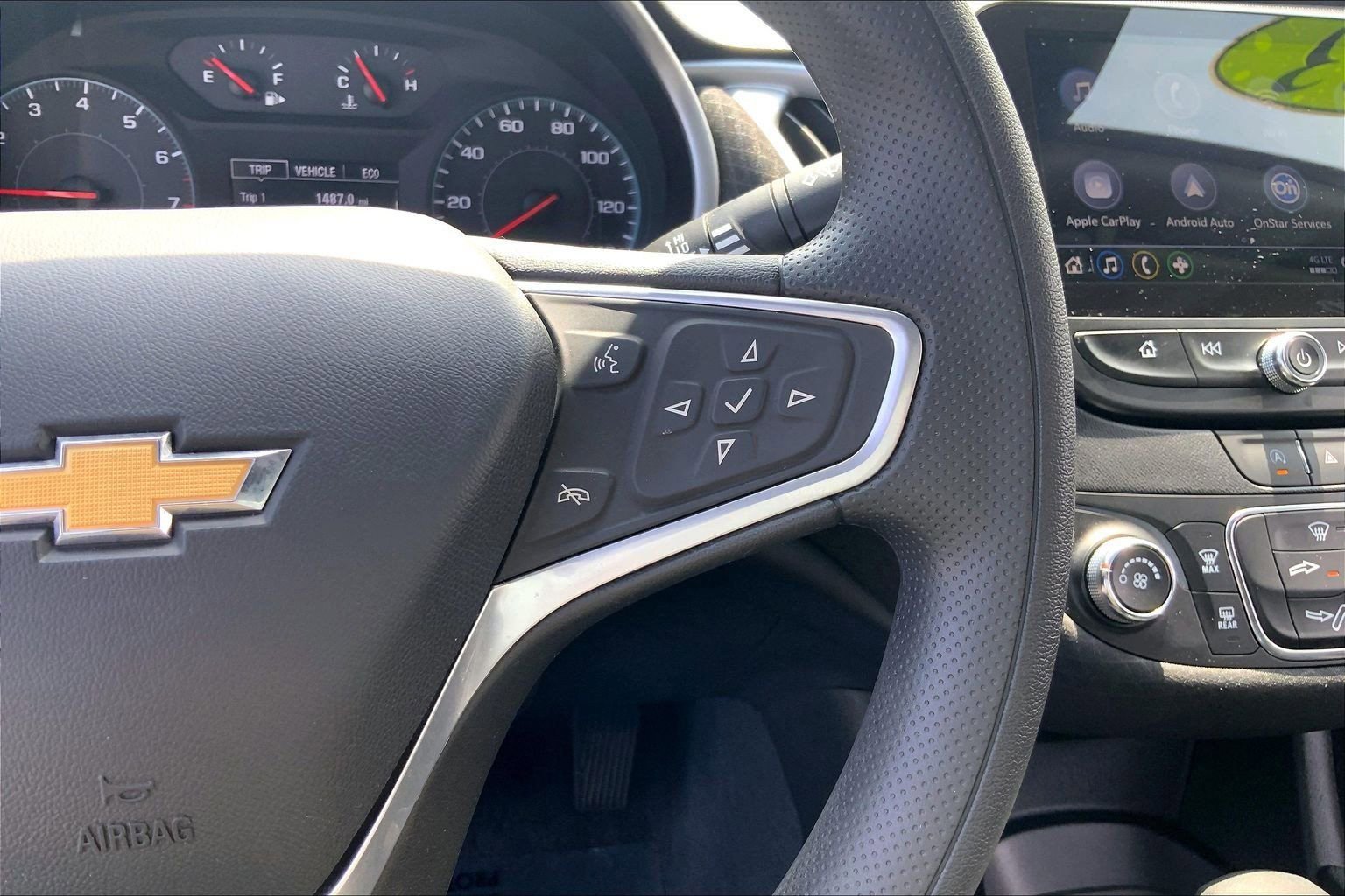 Used 2023 Chevrolet Malibu LS FWD image 23