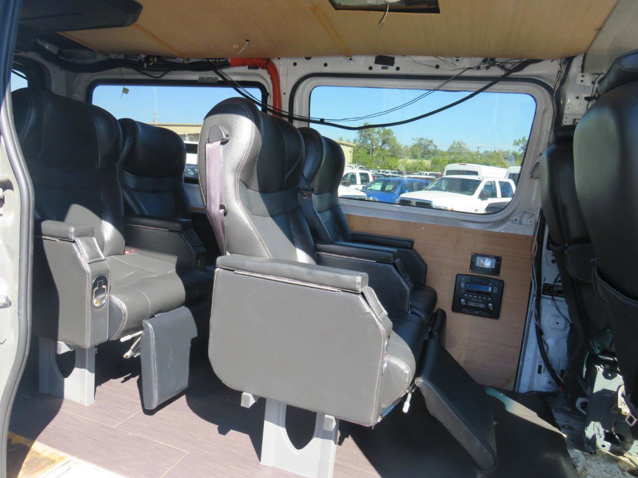 Used 2010 Freightliner Sprinter 2500 RWD image 27