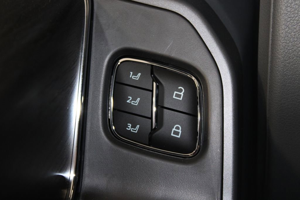 New 2025 Ford F150 Lariat w/ Equipment Group 501A Mid image 41