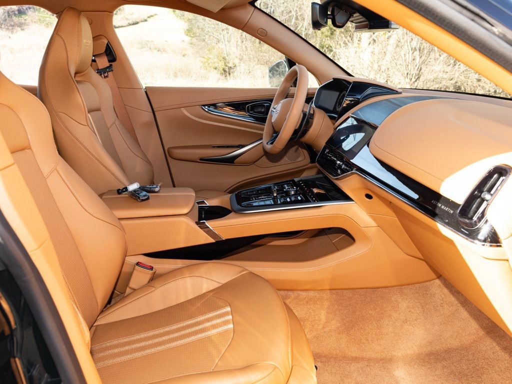 New 2026 Aston Martin DBX 707 image 61