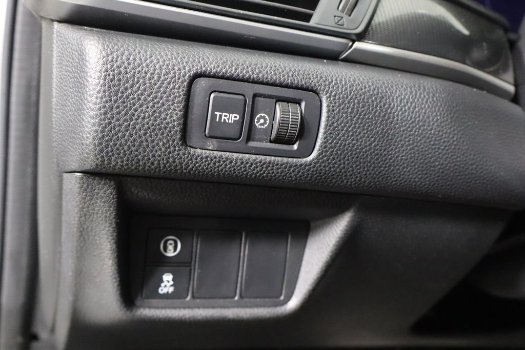 Used 2018 Honda Accord Sport image 19