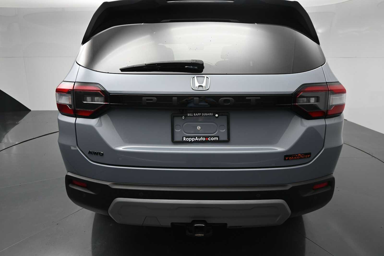 Used 2024 Honda Pilot TrailSport image 6