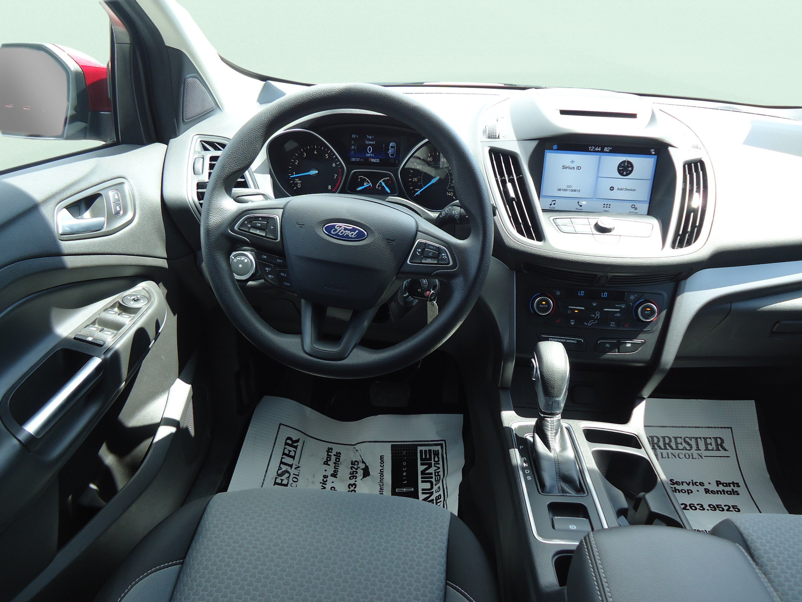 Used 2018 Ford Escape SE w/ SE Sync 3 Package AWD/4WD image 12