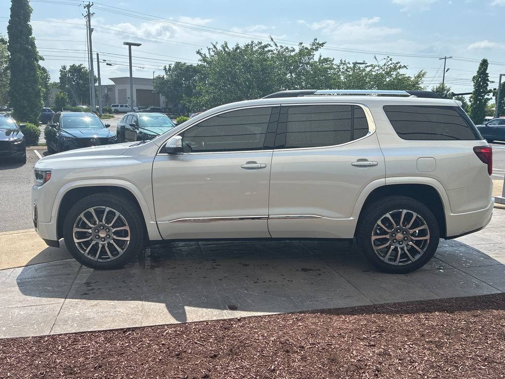 Used 2022 GMC Acadia Denali w/ Denali Ultimate Package FWD image 7