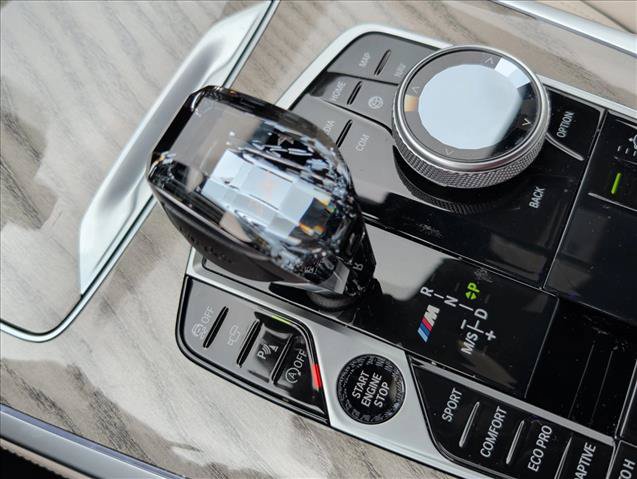 Used 2021 BMW X7 M50i AWD/4WD image 14