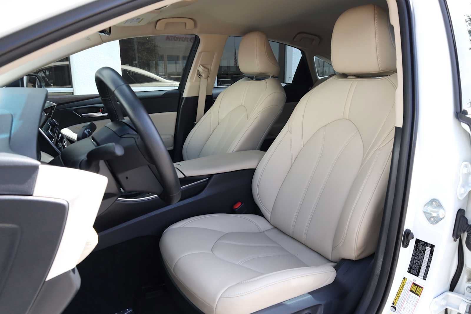 Used 2021 Toyota Avalon XLE FWD image 33