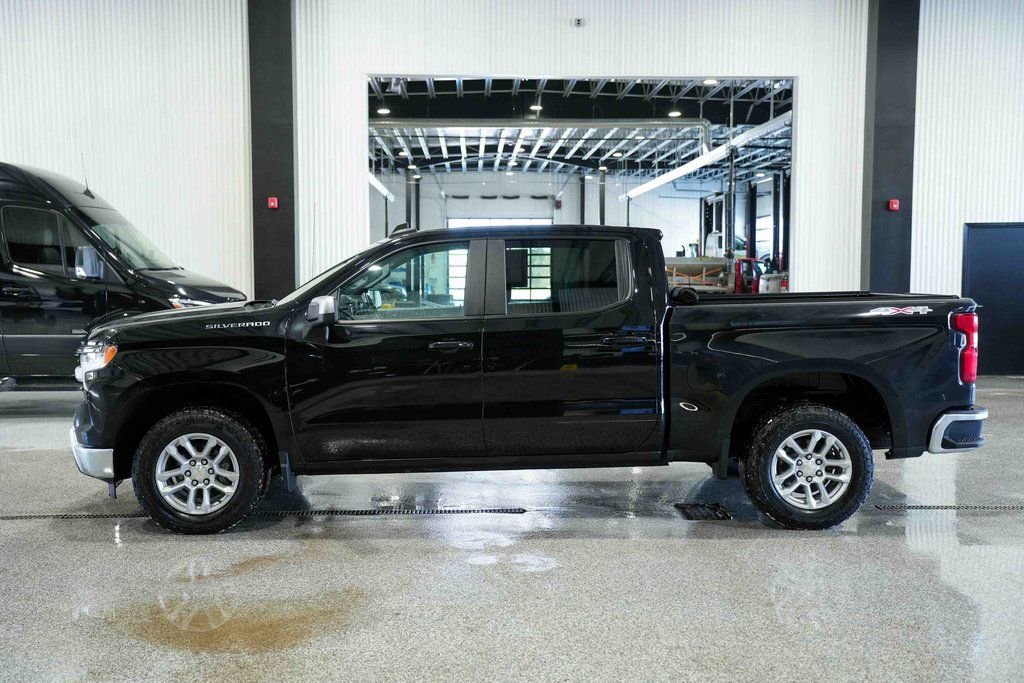 Used 2023 Chevrolet Silverado 1500 LT image 8
