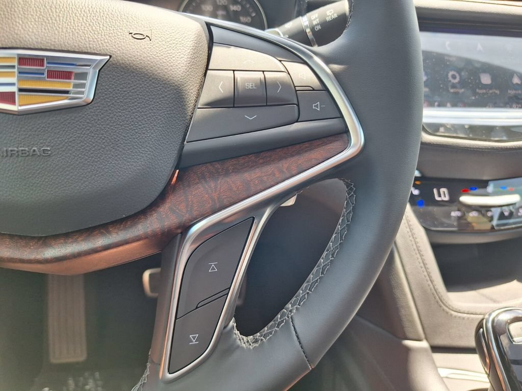 New 2026 Cadillac XT5 Sportv w/ LPO, Onyx Lite Package AWD/4WD image 20