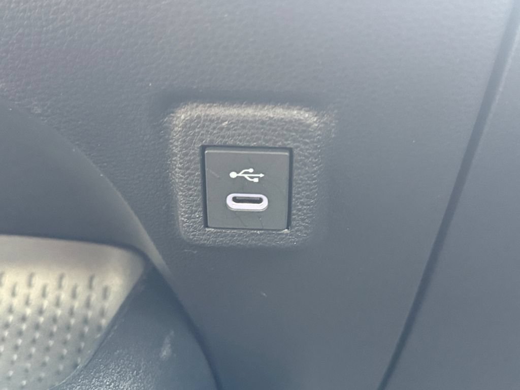 Used 2025 Toyota Corolla LE FWD image 25