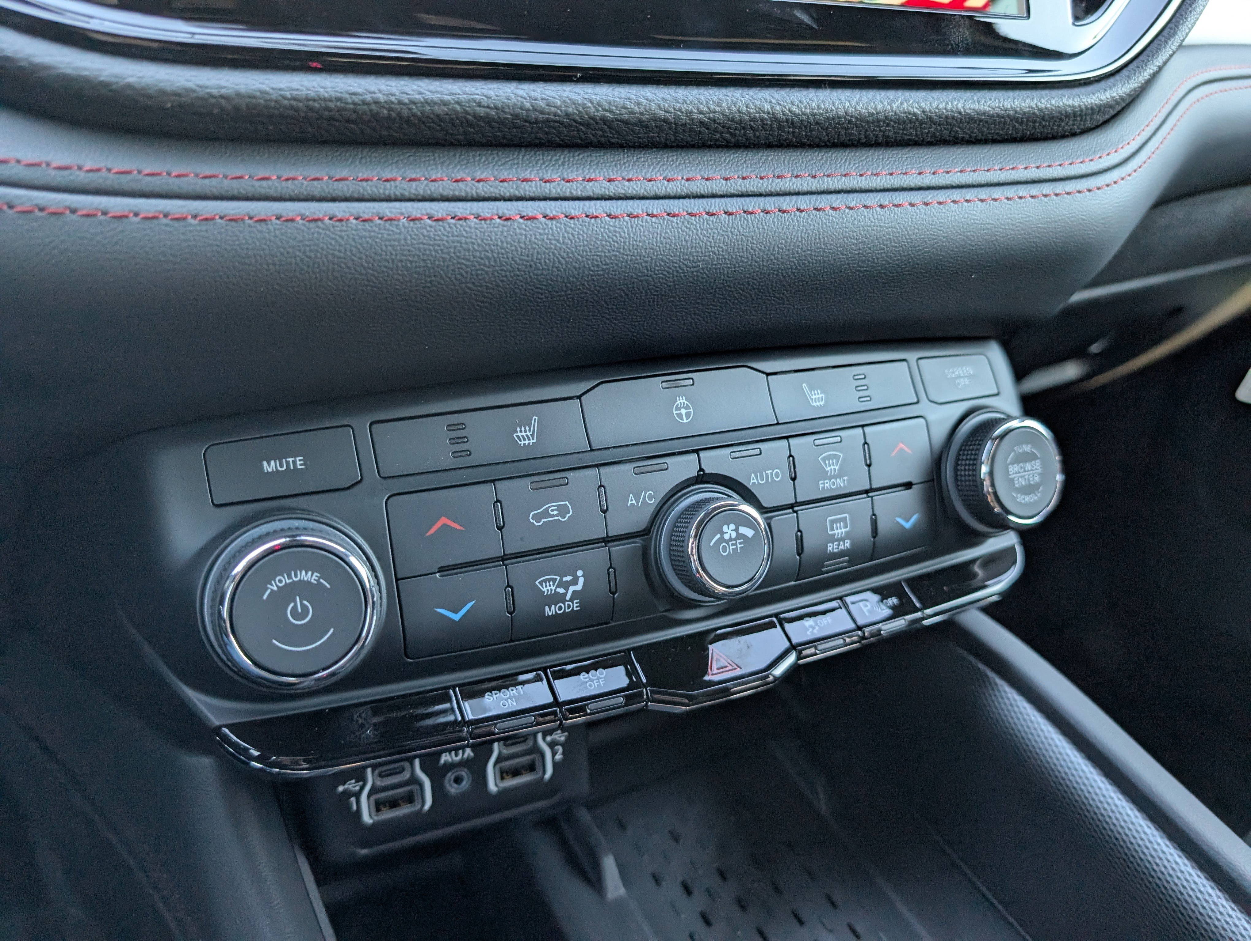 New 2026 Dodge Durango GT w/ Blacktop Package image 13