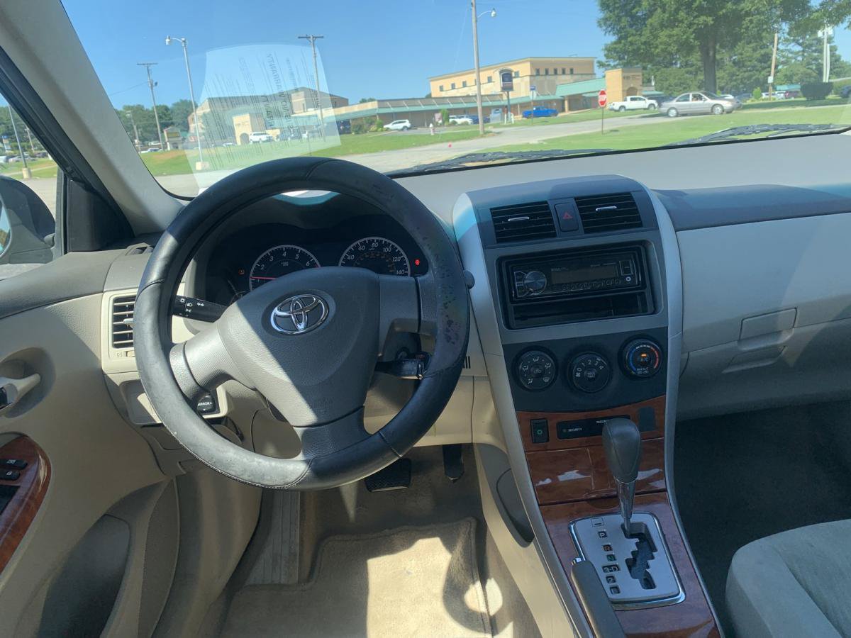 Used 2009 Toyota Corolla XLE FWD image 9