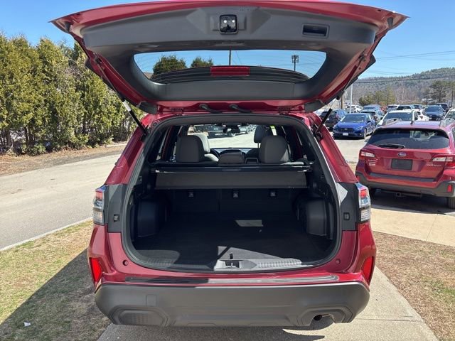 Certified 2025 Subaru Forester Premium image 15