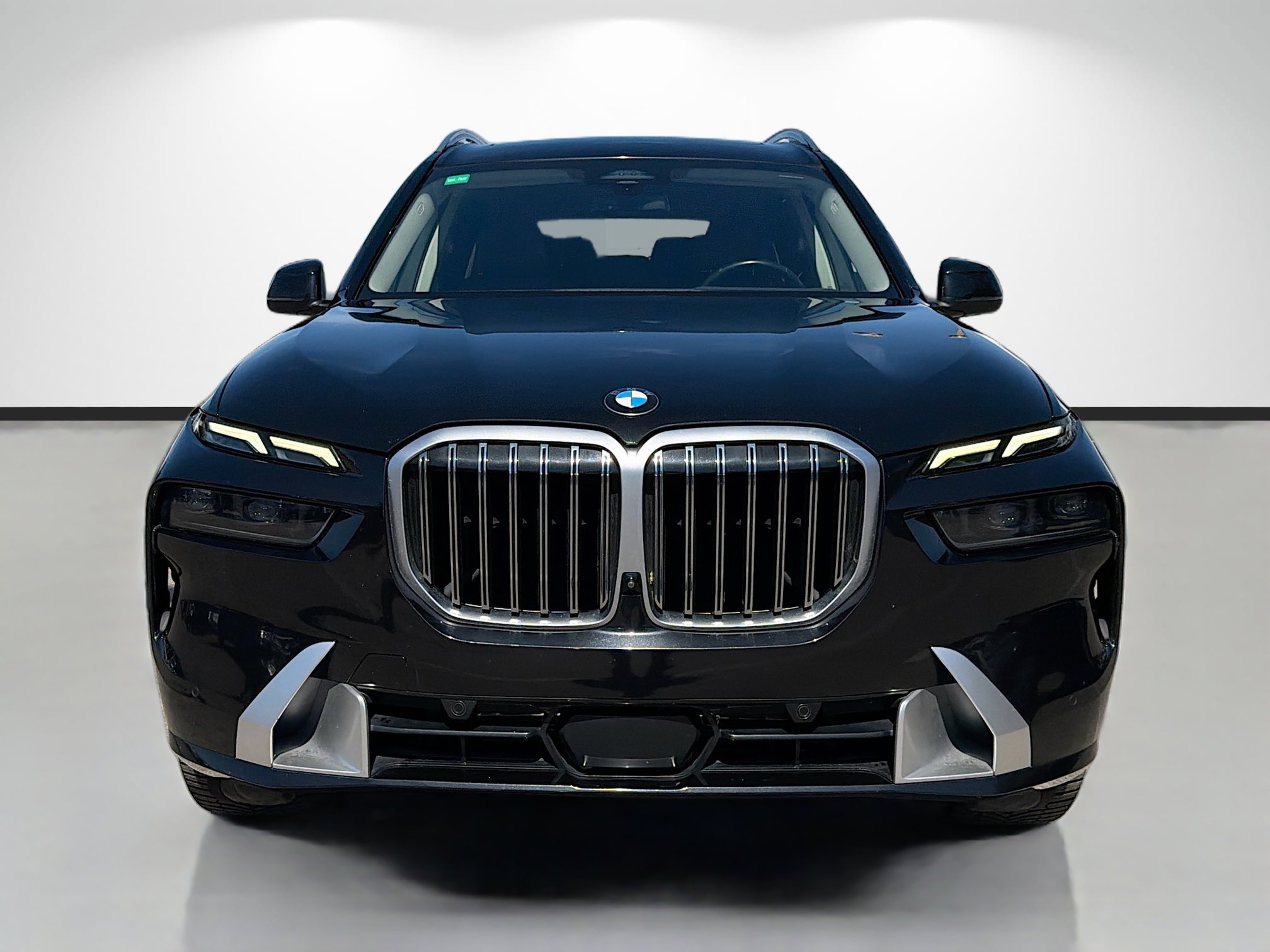 Used 2023 BMW X7 xDrive40i image 8