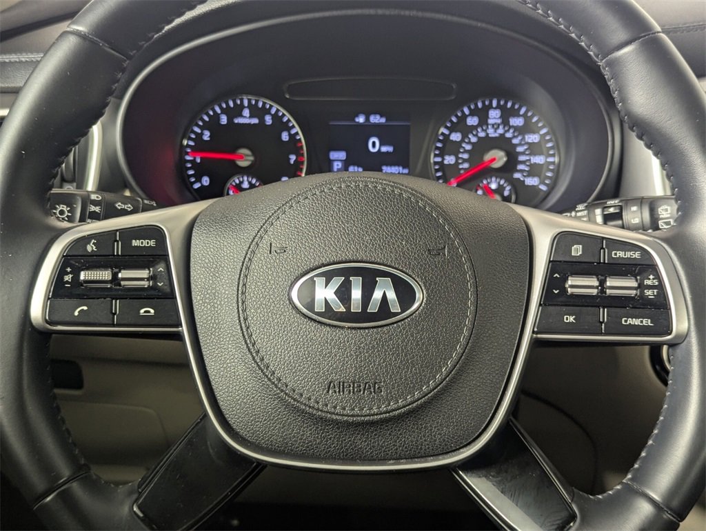 Used 2020 Kia Sorento S image 16