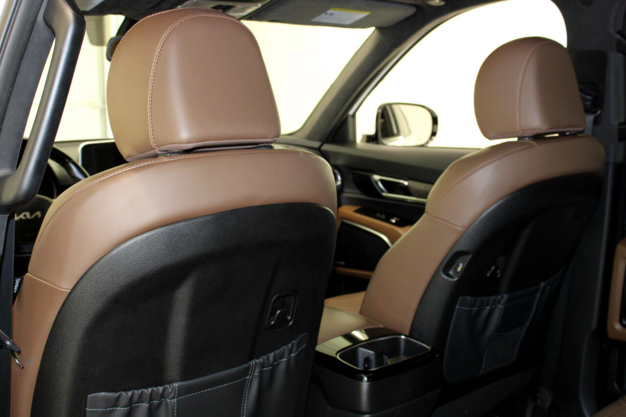 Used 2022 Kia Telluride SX w/ SX Prestige Package image 36