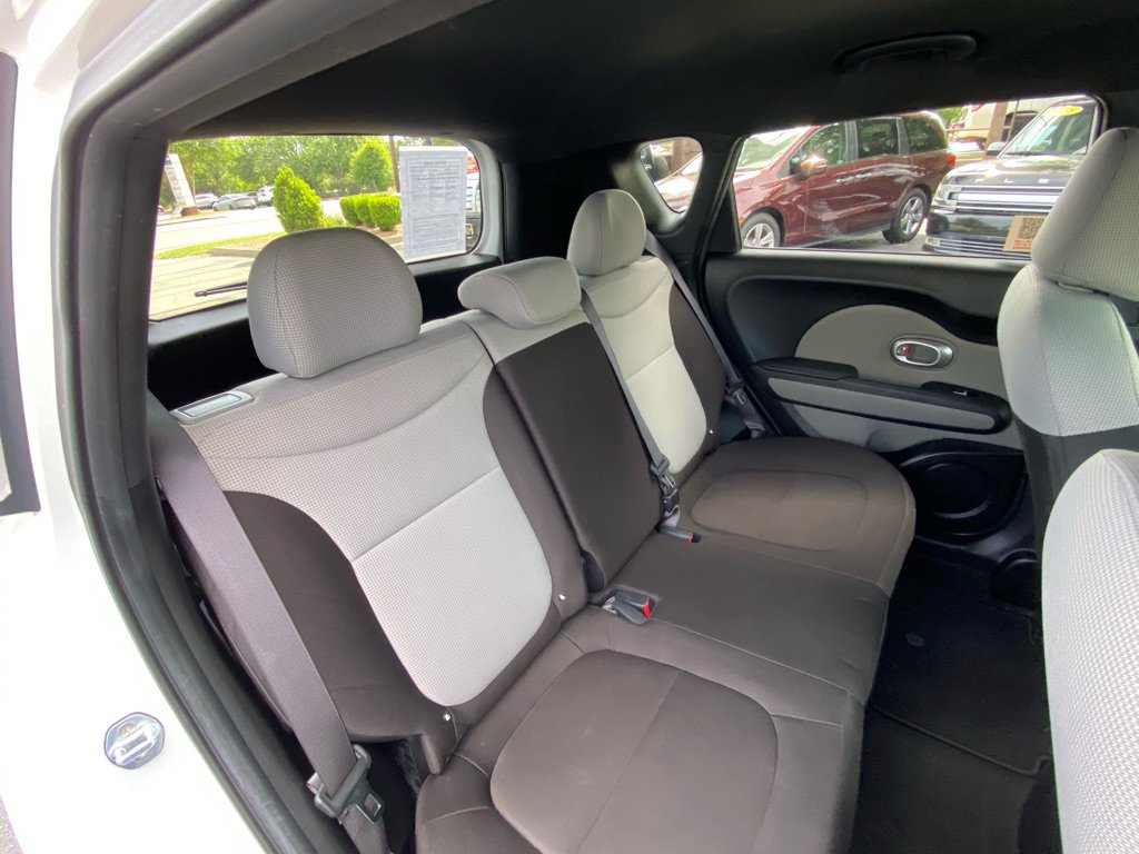 Used 2019 Kia Soul image 39