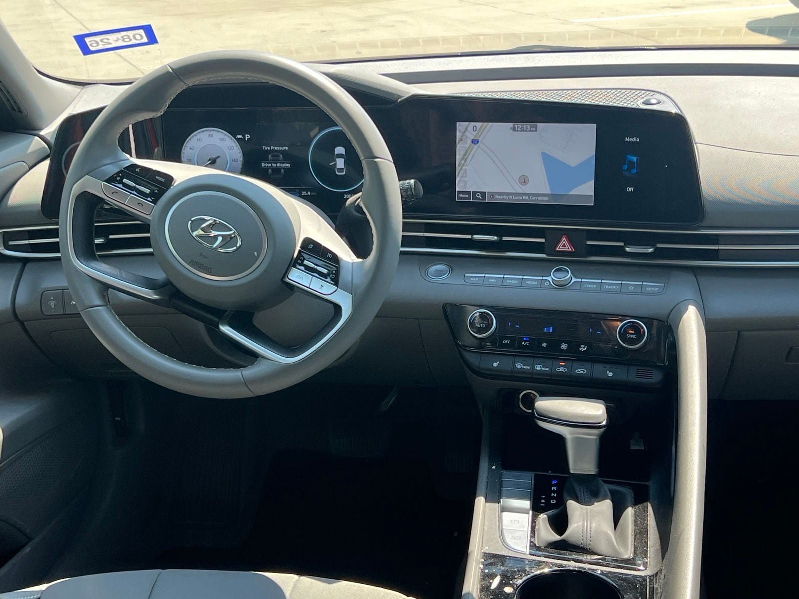 Used 2023 Hyundai Elantra SEL w/ Convenience Package FWD image 17