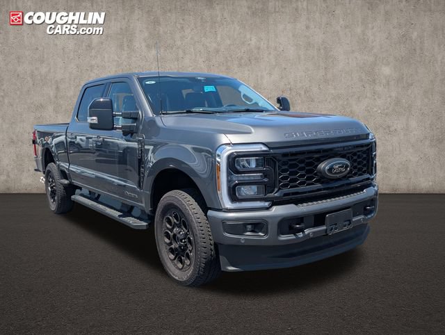New 2026 Ford F250 Lariat w/ Black Appearance Package AWD/4WD 360° Tour