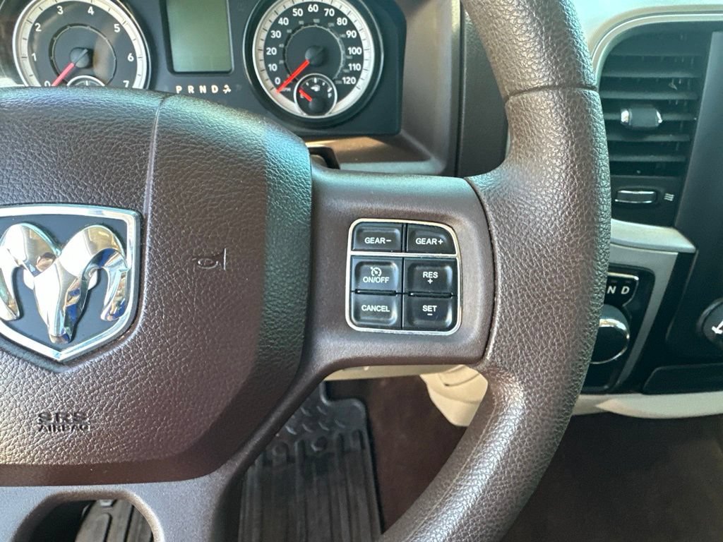 Used 2017 RAM 1500 Classic SLT RWD image 13