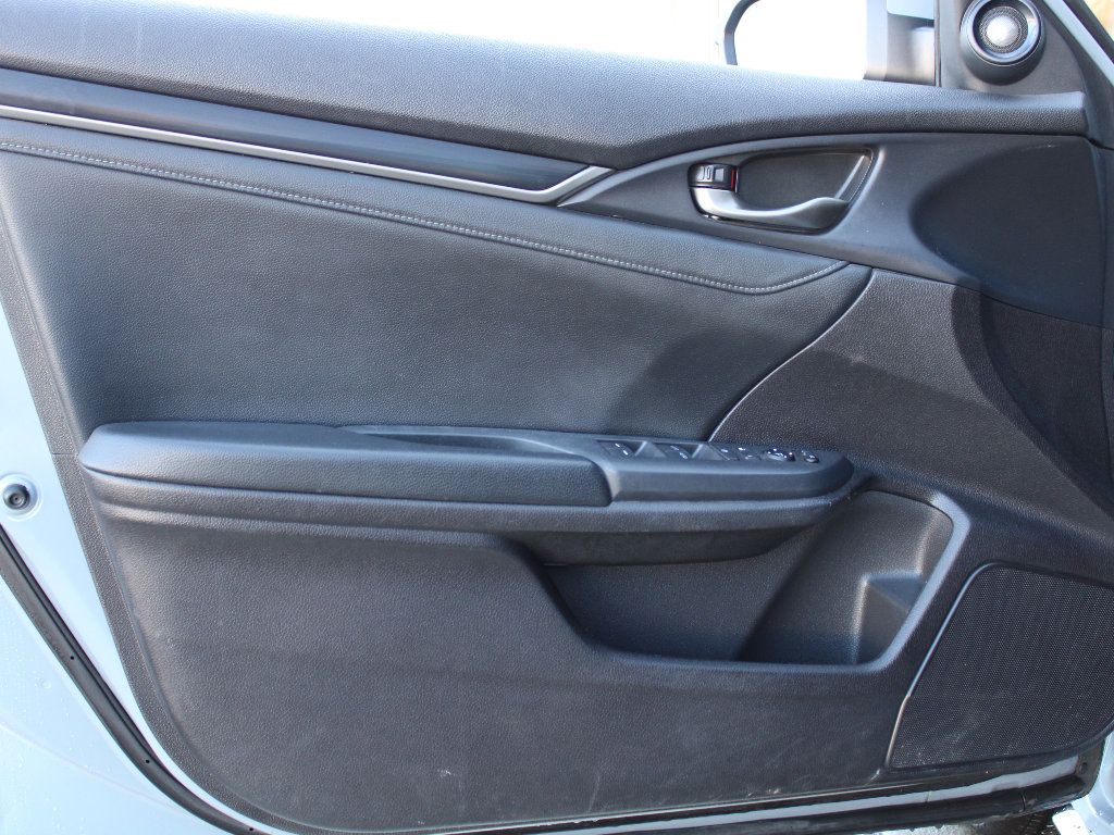 Used 2020 Honda Civic Sport Touring image 9