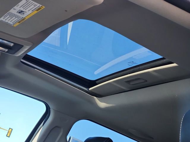 Used 2015 RAM 1500 Sport w/ Black Ram 1500 Sport Group image 18