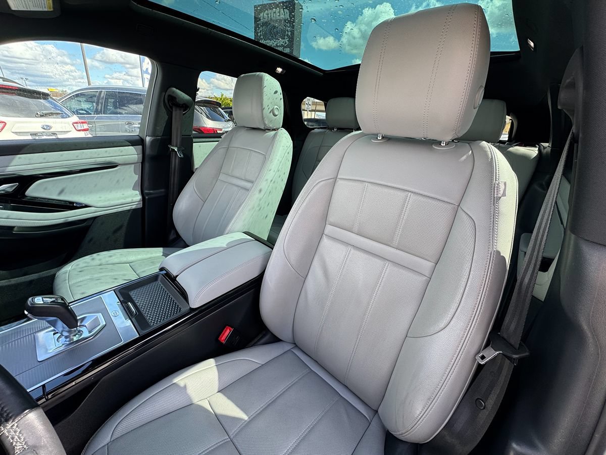 Used 2020 Land Rover Range Rover Evoque S AWD/4WD image 15
