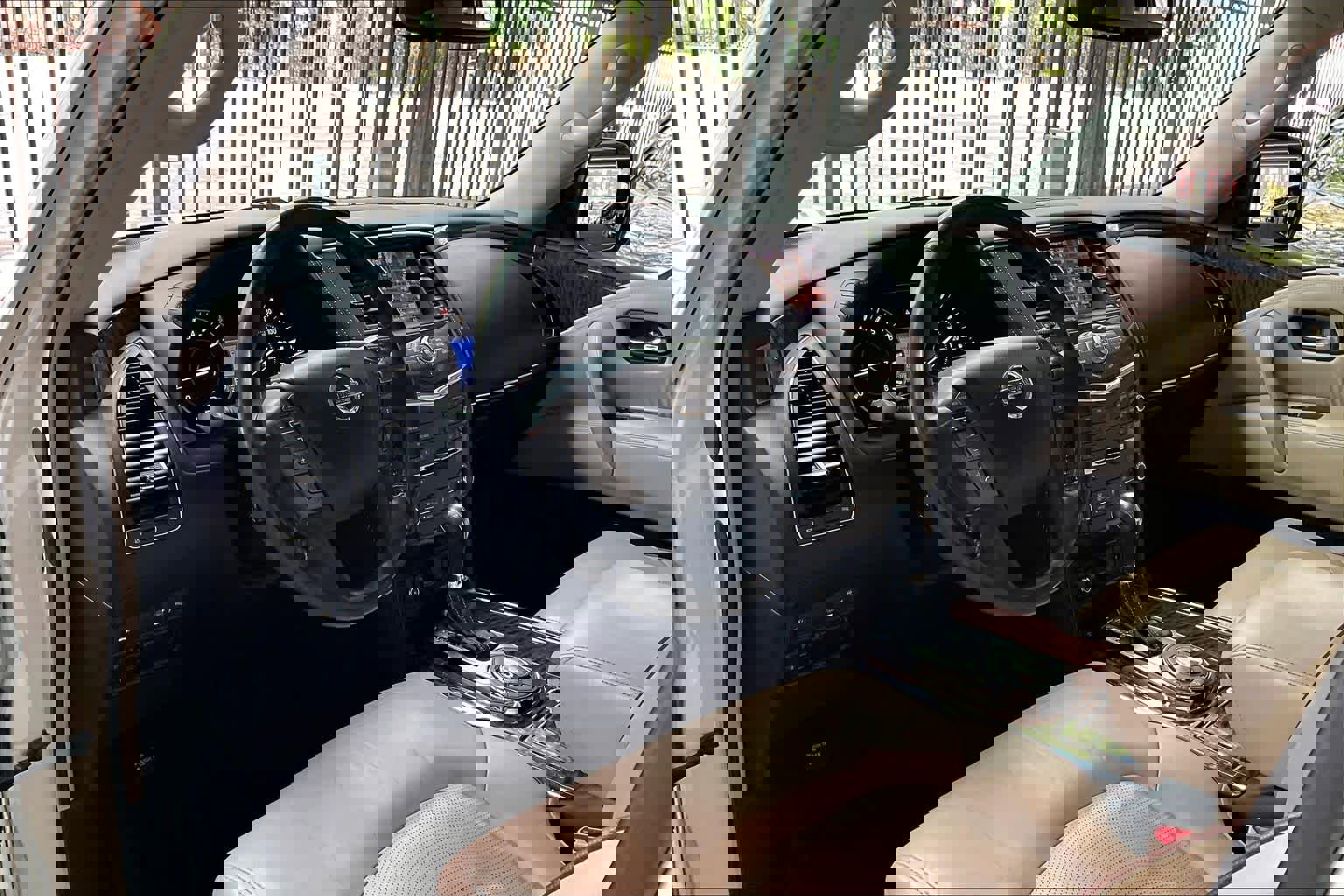 Used 2017 Nissan Armada Platinum w/ Captain Seat Package image 17