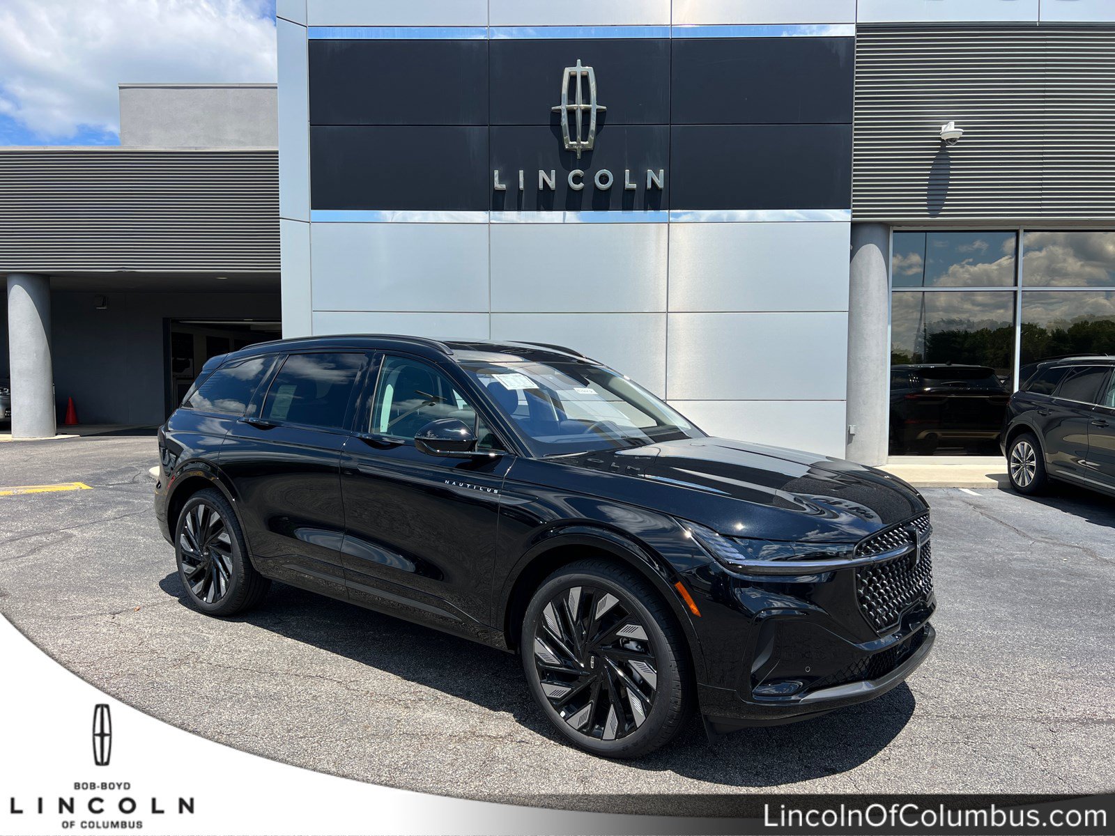 New 2026 Lincoln Nautilus Reserve w/ Jet Appearance Package