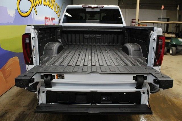 New 2026 GMC Sierra 2500 Denali Ultimate image 6