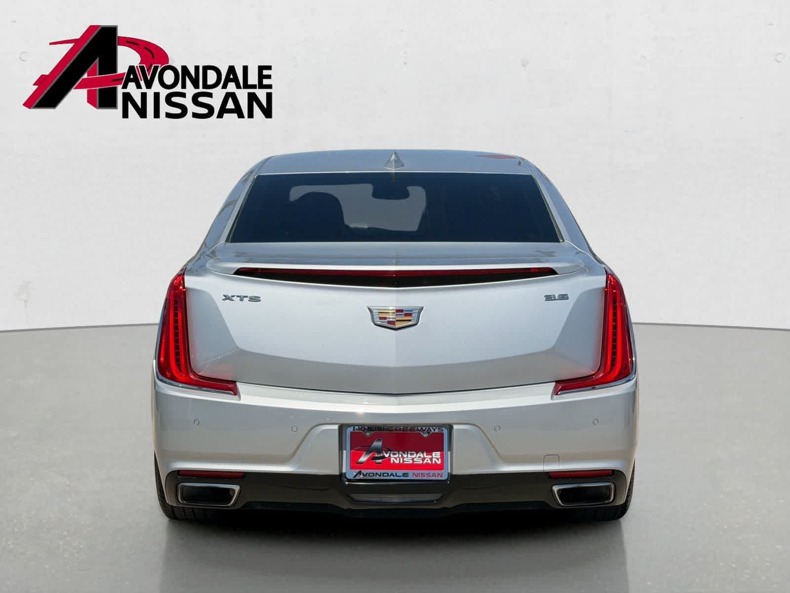 Used 2019 Cadillac XTS Luxury FWD image 4