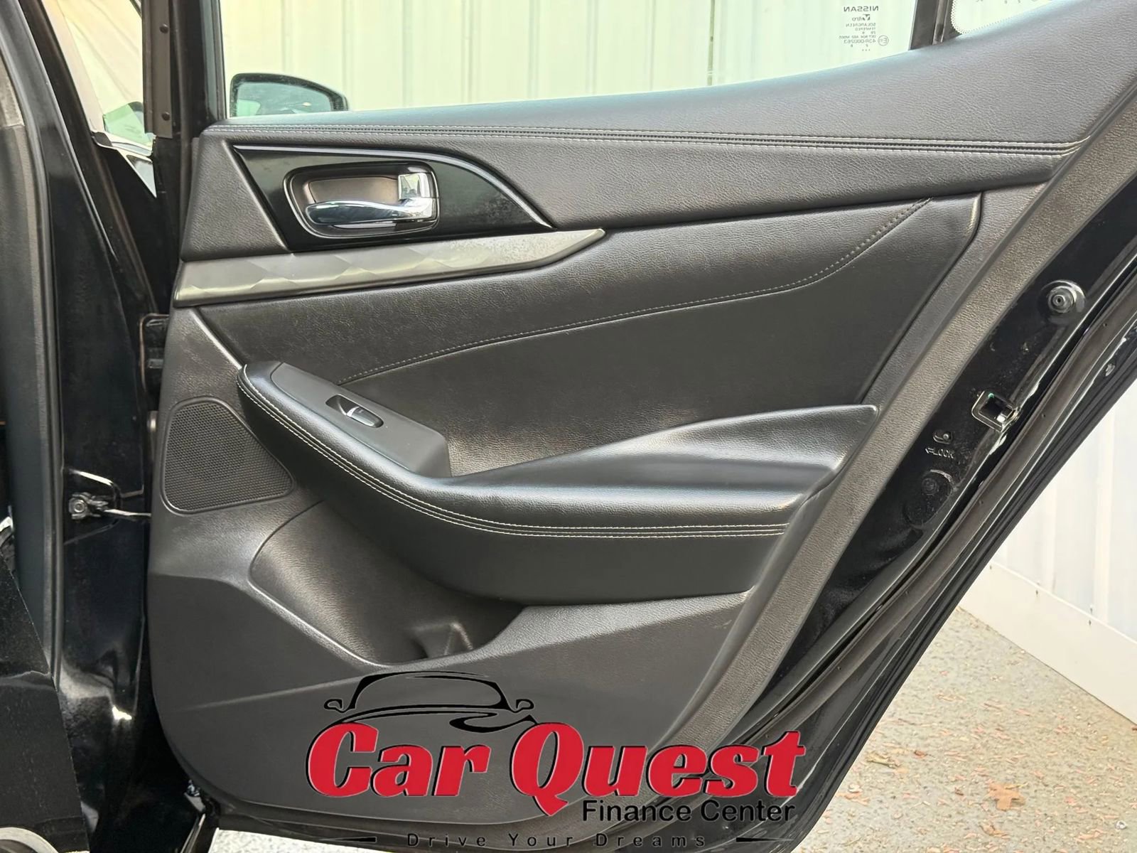 Used 2020 Nissan Maxima 3.5 SL w/ Floor Mat Group FWD image 17