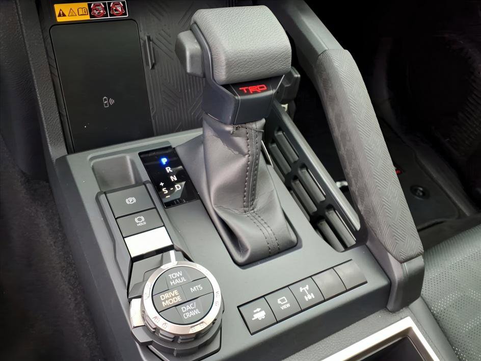 New 2025 Toyota Tacoma TRD Off-Road image 12