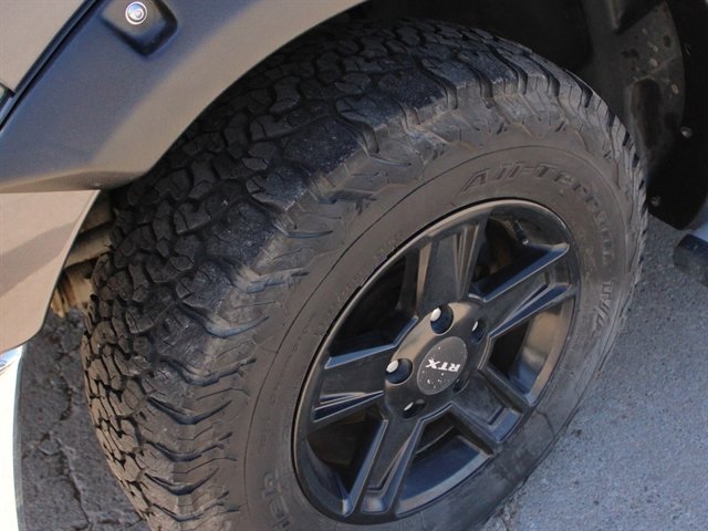 Used 2017 RAM 1500 Classic SLT AWD/4WD image 11