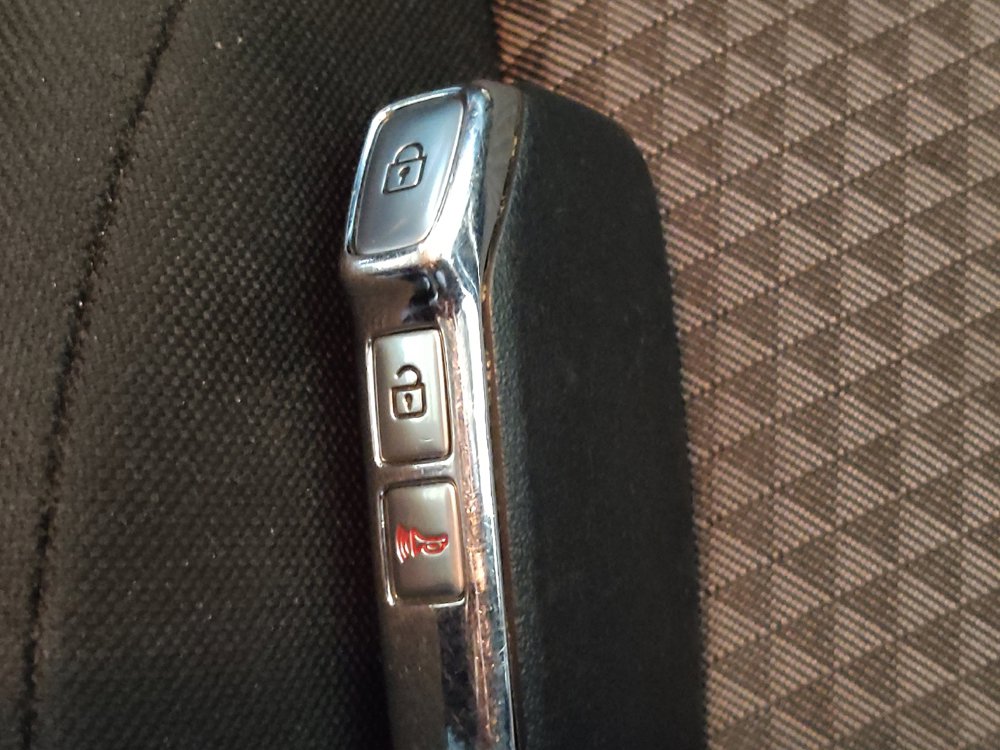 Used 2023 Kia Soul LX w/ LX Technology Package FWD image 32