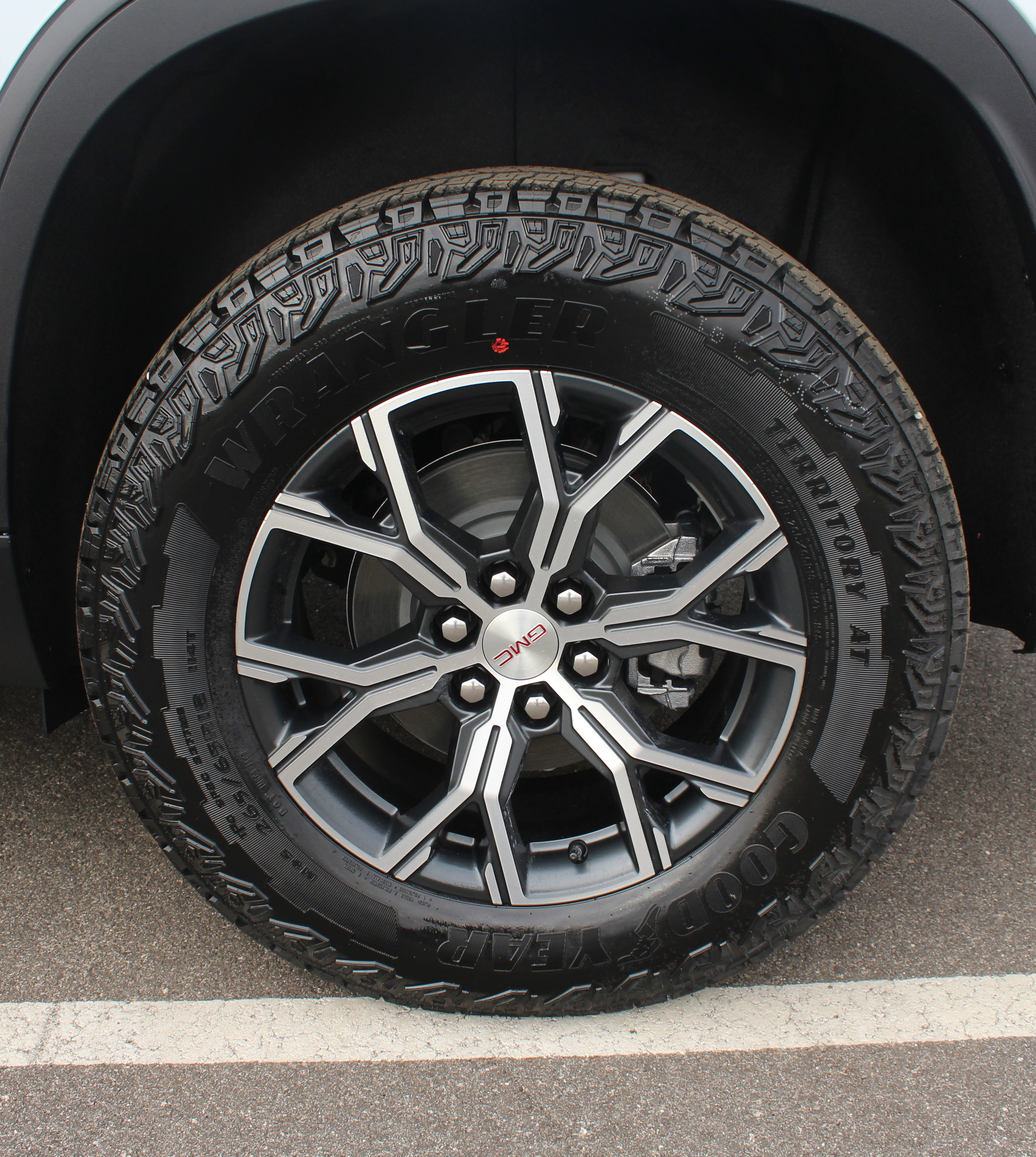 New 2026 GMC Acadia AT4 image 19