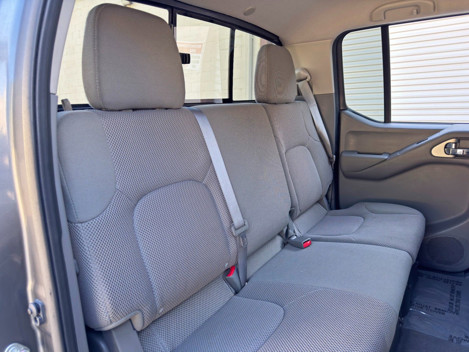 Used 2020 Nissan Frontier SV w/ Midnight Edition Floor Mats RWD image 31