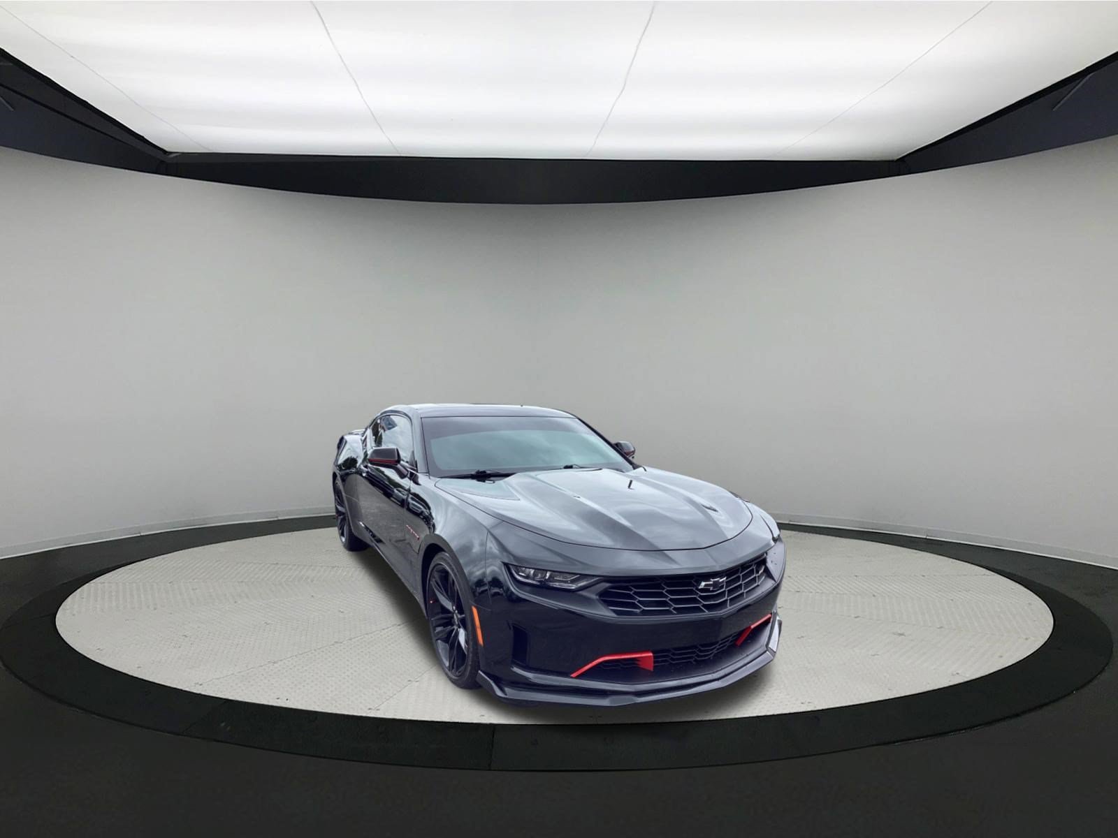 Used 2021 Chevrolet Camaro LT w/ Redline Edition RWD image 2