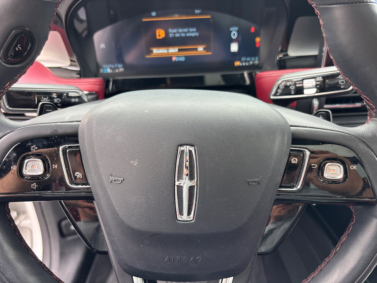 Used 2024 Lincoln Corsair Reserve w/ Equipment Group 201A AWD/4WD image 16