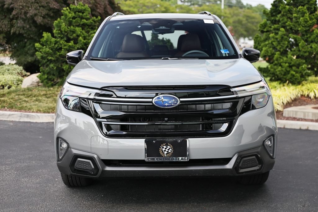 Used 2025 Subaru Forester Touring AWD/4WD image 12