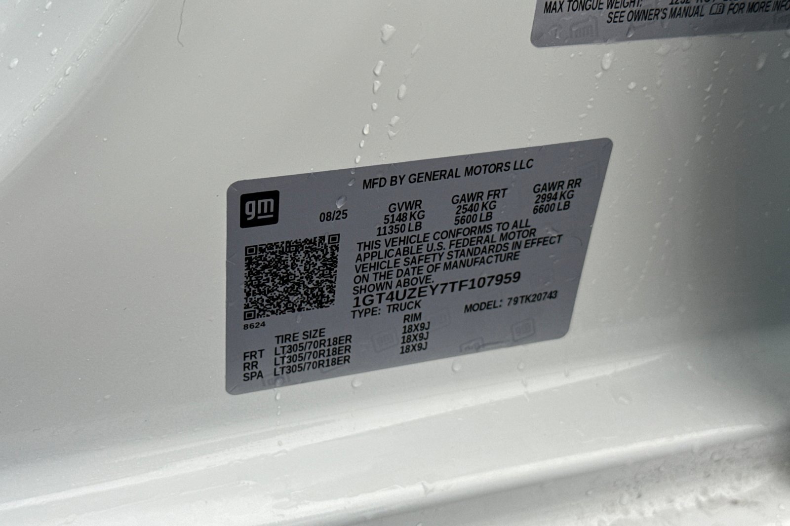 Used 2026 GMC Sierra 2500 AT4X image 34