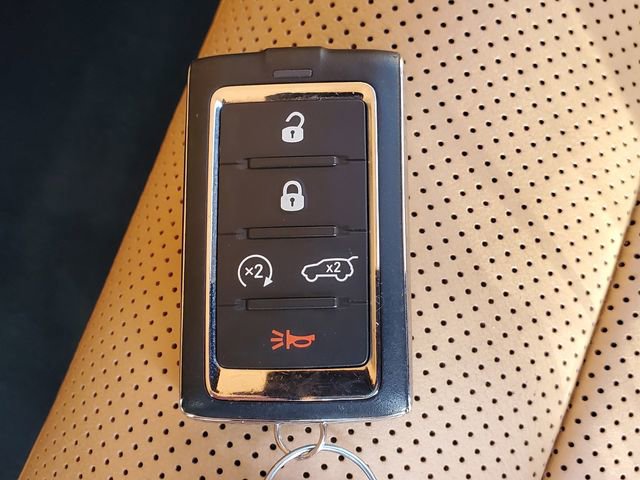 Certified 2021 Jeep Grand Cherokee L Summit AWD/4WD image 38