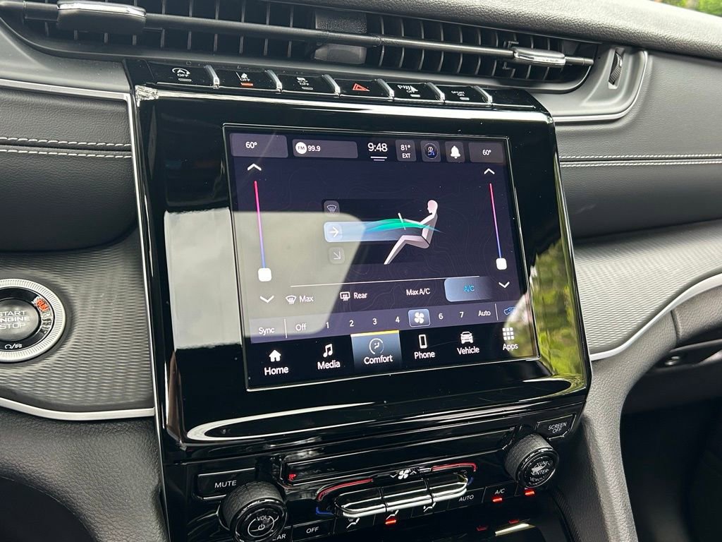 Certified 2024 Jeep Grand Cherokee Laredo X w/ Trailer Tow Package image 54