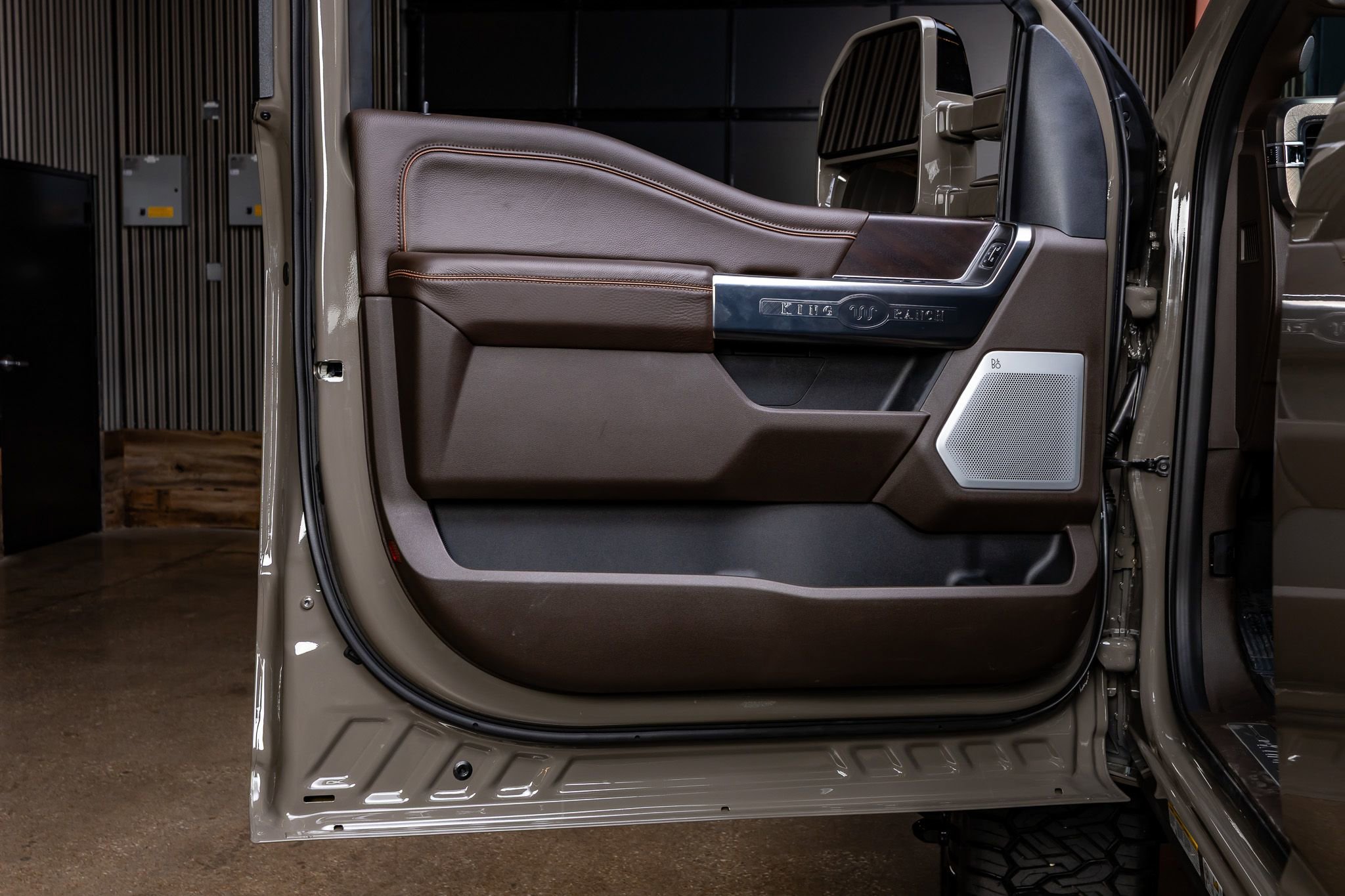 Used 2026 Ford F450 King Ranch w/ Chrome Package AWD/4WD image 36