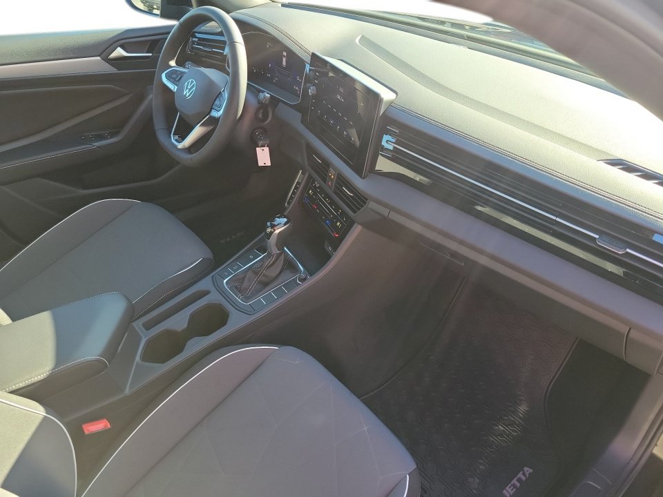 Certified 2026 Volkswagen Jetta Sport FWD image 28