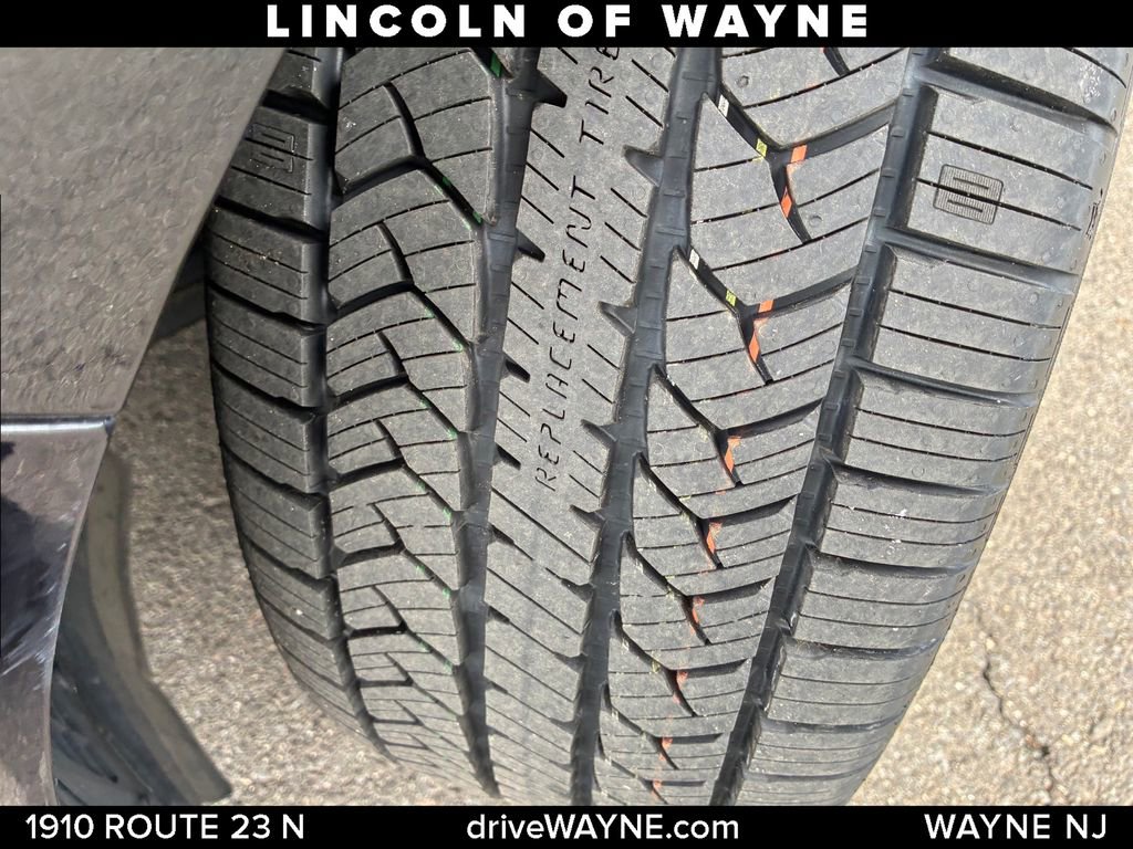 Certified 2020 Lincoln Continental Reserve AWD/4WD image 28