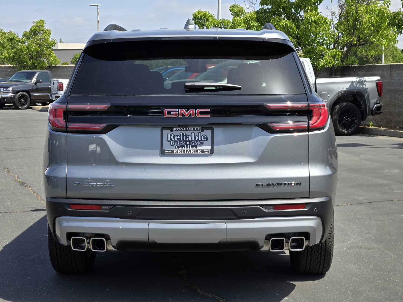 New 2025 GMC Acadia Elevation w/ Elevation Premium Package FWD image 5