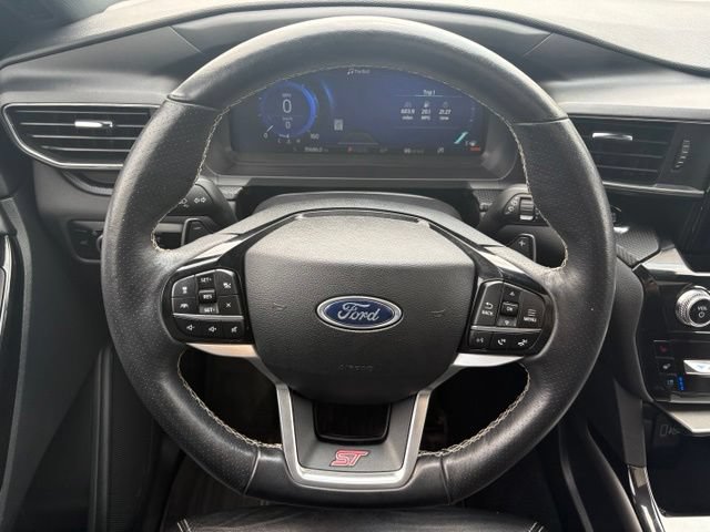 Used 2024 Ford Explorer ST w/ Technology Package AWD/4WD image 27
