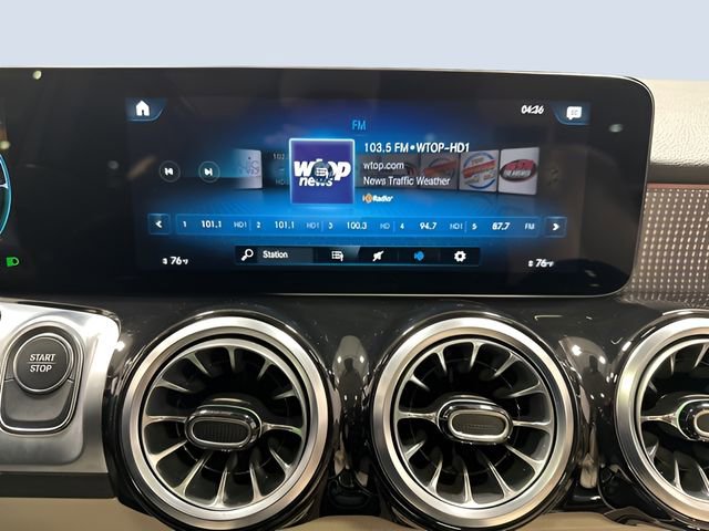 Used 2023 Mercedes-Benz EQB 300 4MATIC image 21